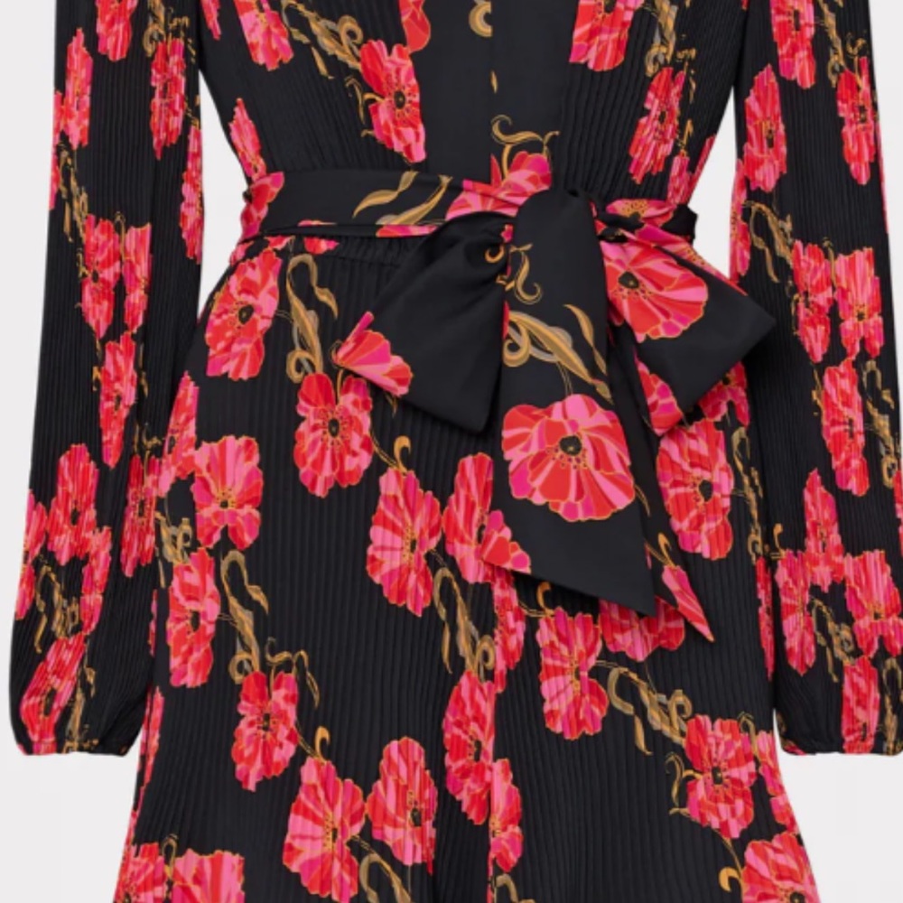New dresses - Picture 7 of 11